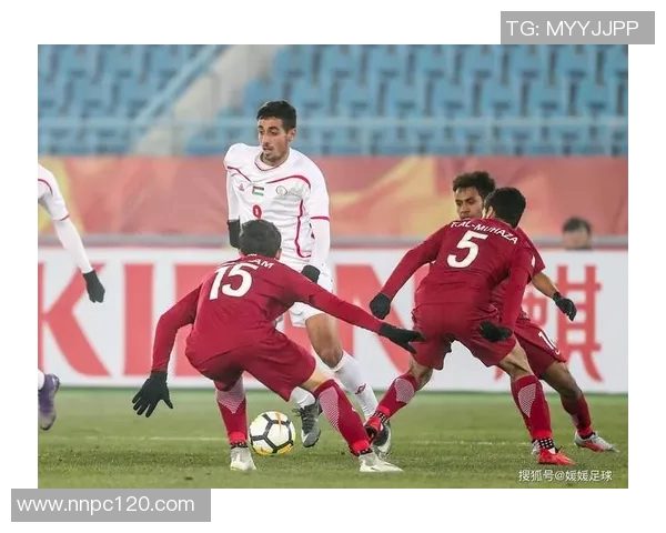 伊朗与日本足球对决解析伊朗球员的体育精神与球品展现 伊朗与日本足球对决解析伊朗球员的体育精神与球品展现