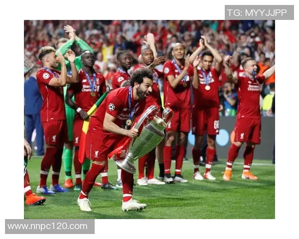 英联杯焦点战切尔西迎战曼联争夺晋级名额的激烈对决