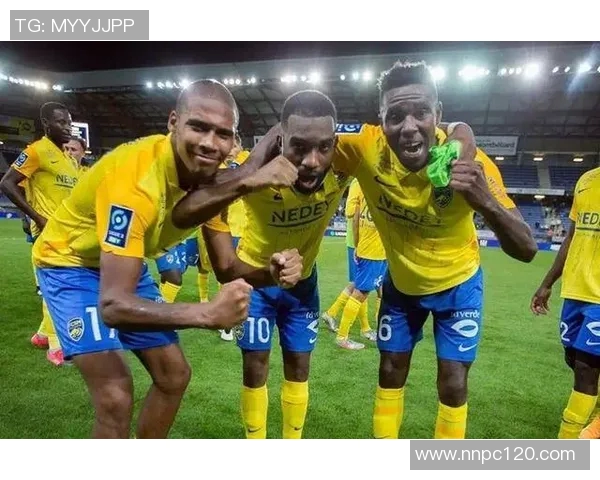 索肖与尼姆历史交锋回顾及两队发展历程分析