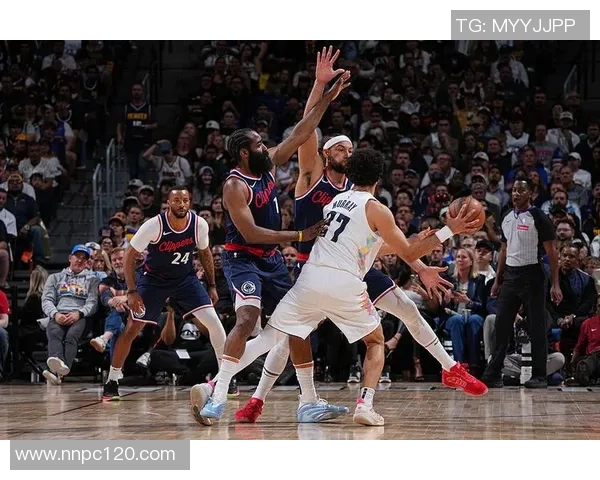 2013年NBA季后赛勇士与掘金激战四场回顾与精彩瞬间分析 2013年NBA季后赛勇士与掘金激战四场回顾与精彩瞬间分析