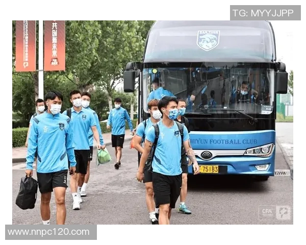 圣菲联合迎战老虎竞技争夺联赛关键三分的激烈对决