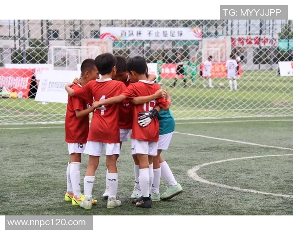 恩德里克的足球之路：从青训到职业生涯的辉煌蜕变与未来展望