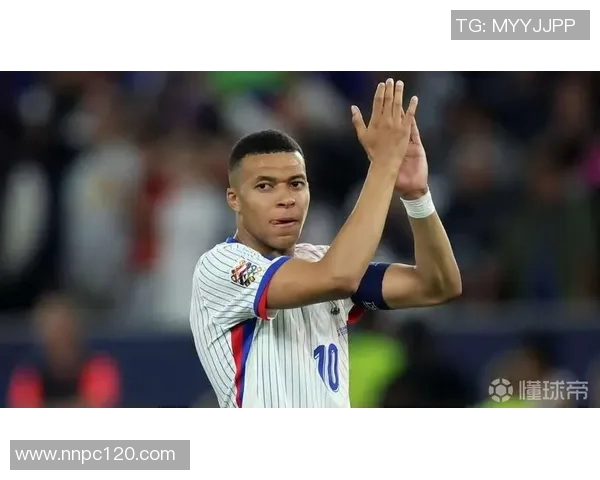 姆巴佩领衔法国队冲击世界杯冠军展现超强实力与团队默契