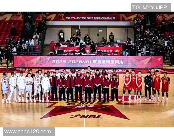 张镇麟的篮球之路:从青涩少年到CBA明星的成长历程与奋斗精神 张镇麟的篮球之路:从青涩少年到CBA明星的成长历程与奋斗精神