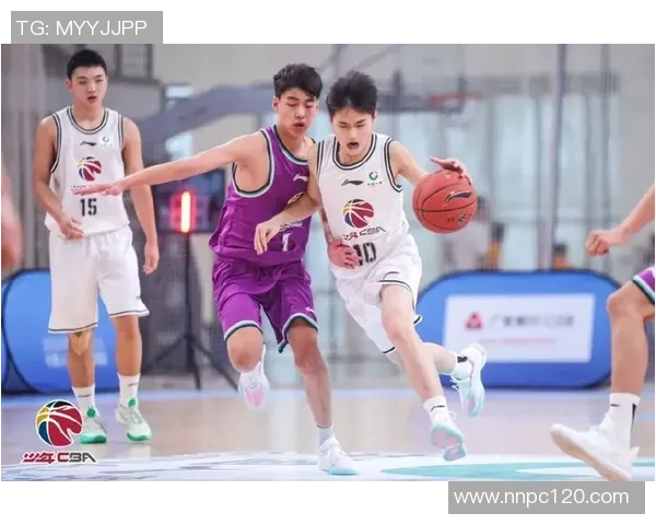 范子铭的成长之路：从青涩少年到职场精英的蜕变与奋斗