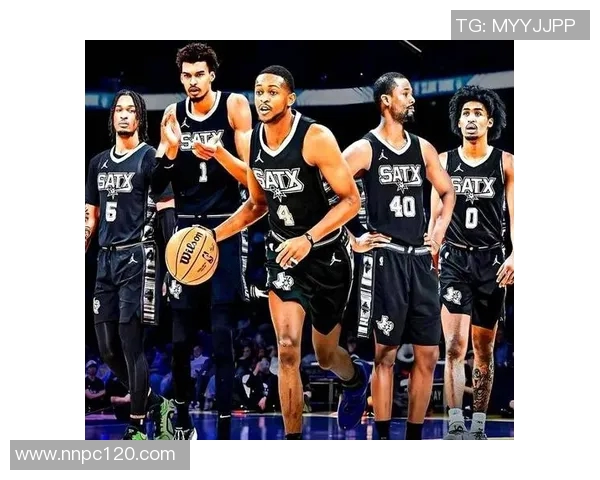 马刺与猛龙激战正酣1月4日精彩对决引发球迷热议 马刺与猛龙激战正酣1月4日精彩对决引发球迷热议