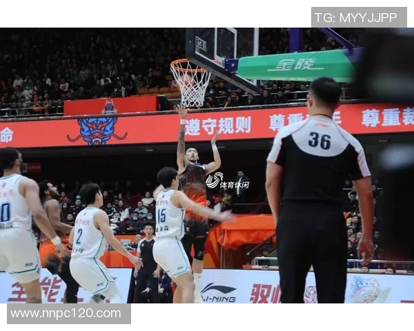 2017年CBA山西队与山东队激战回顾精彩瞬间与赛场亮点分析 2017年CBA山西队与山东队激战回顾精彩瞬间与赛场亮点分析