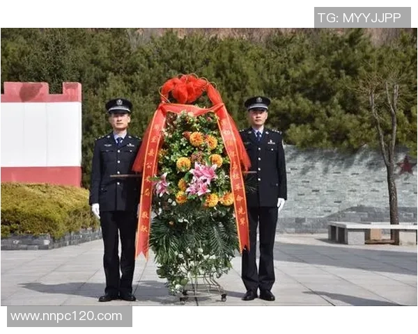 中国女篮对决自由人全力以赴争夺胜利展现巾帼风采 中国女篮对决自由人全力以赴争夺胜利展现巾帼风采