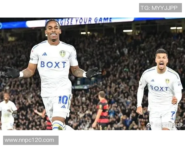 利兹联与维拉激战正酣谁能在英超赛场上笑到最后